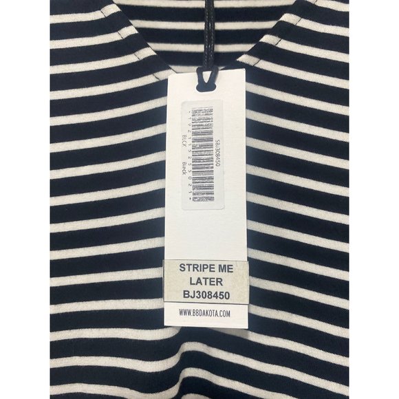 BB Dakota Stripe Me Later Black and White T Shirt NWT Dress Size Small - Picture 5 of 6